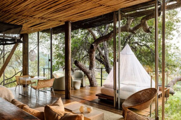 Luxury Safari Lodge
