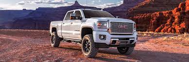 Is a leveling kit the same as a body lift?