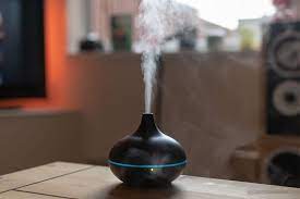 Top 7 Ways to Use an Essential Oil Diffuser