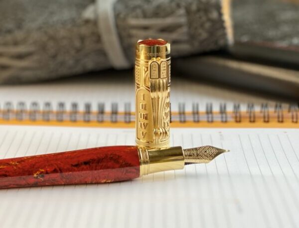 The Pros of Using a Luxury Pen