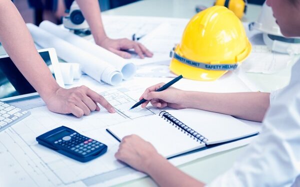 What Services Do Construction Accountants Provide?